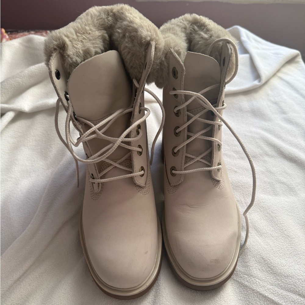 Women's Fur-Lined Winter Boots